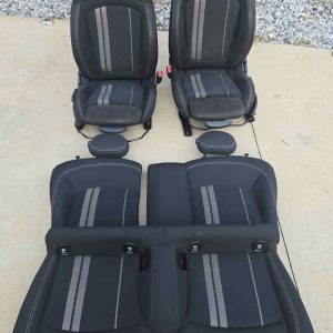 2019 MINI Cooper Seats Europe