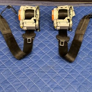 2018 Audi R8 Front Seat Belts Europe